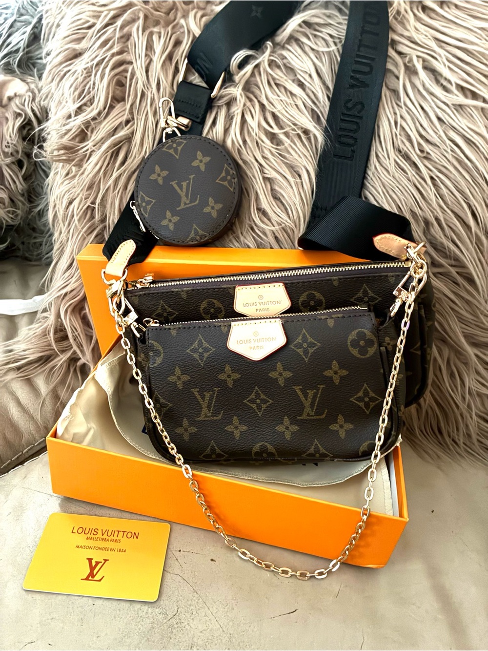 Louis Vuitton Brown Monogram Multi-Pouch Crossbody Gold Hardware black strap